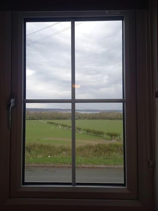 Cosy 2 Bed Cottage Between Snowdonia And The SeaLlandegai エクステリア 写真