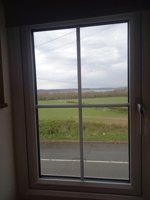 Cosy 2 Bed Cottage Between Snowdonia And The SeaLlandegai エクステリア 写真