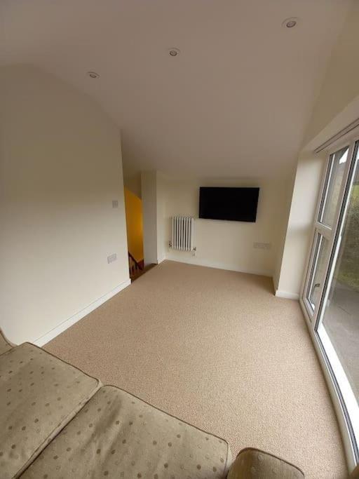 Cosy 2 Bed Cottage Between Snowdonia And The SeaLlandegai エクステリア 写真